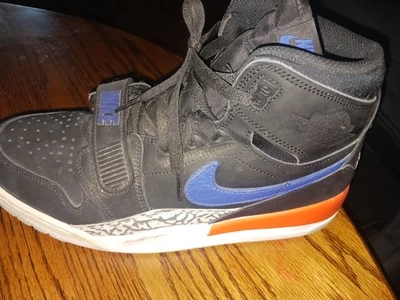 Nike Jordan Legacy Knicks - image 1 of 4