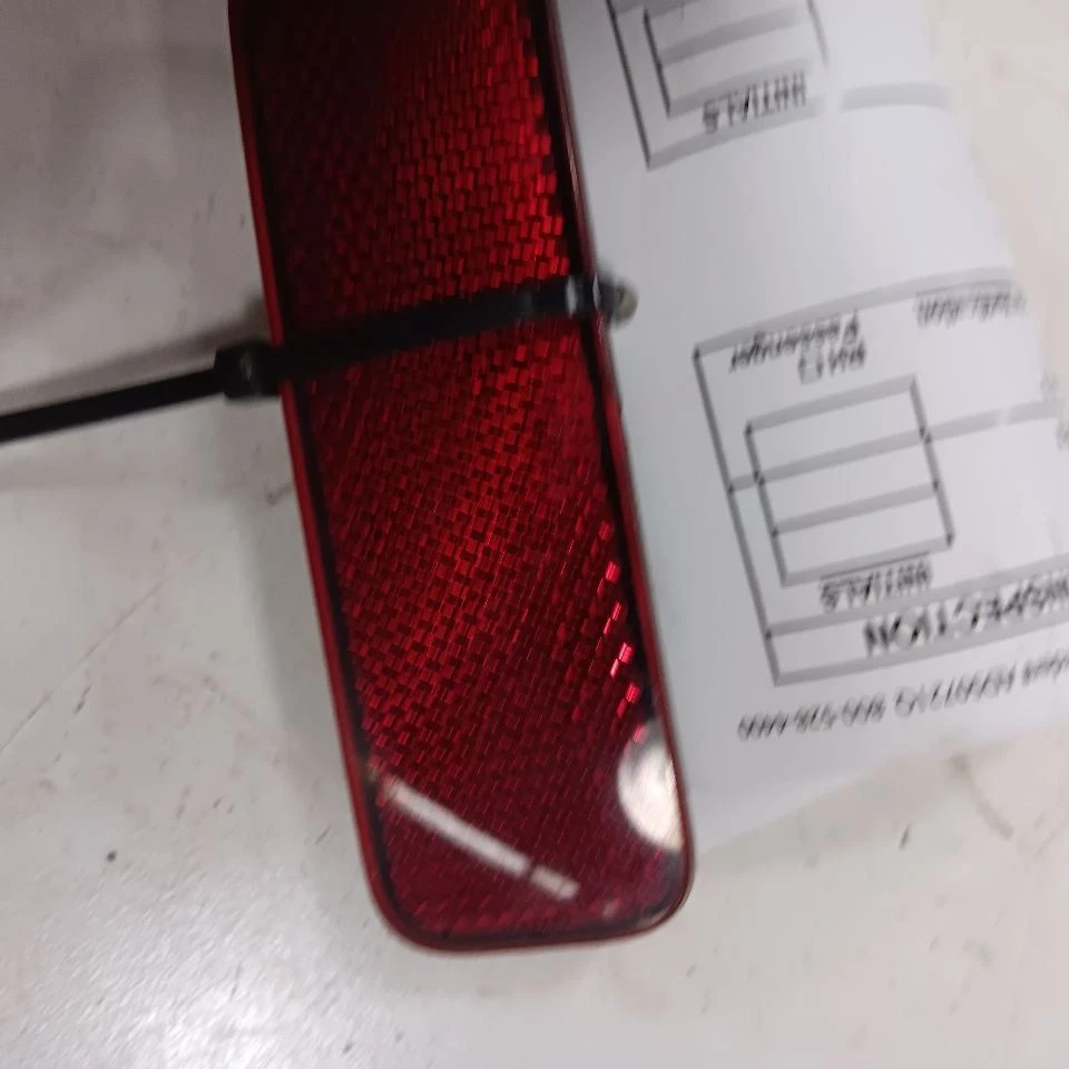 Ford Bronco Sport Left Rear Marker Reflector 2024 2023 2022 2021 - Image 2 of 4