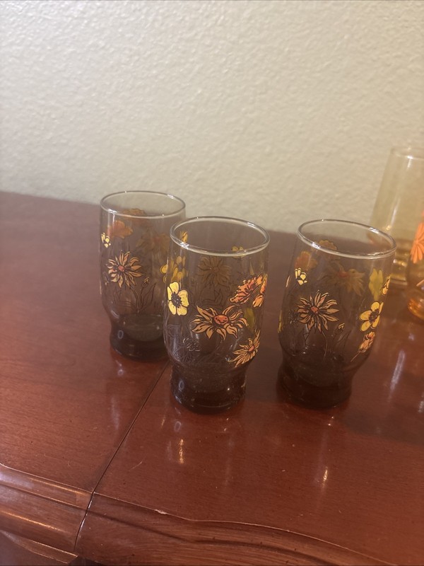 Set of 3 VTG Smoky Amber Brown Glasses Yellow Gold Orange Daisies Poppies Floral