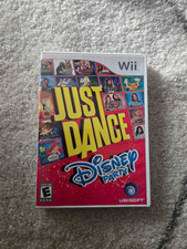 Just Dance: Disney Party (Nintendo Wii, 2012) Complete w/ Manual