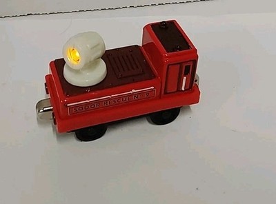 Thomas & Friends Spotlight Red Metal Train Car Sodor Rescue No. 9 2004 -Works