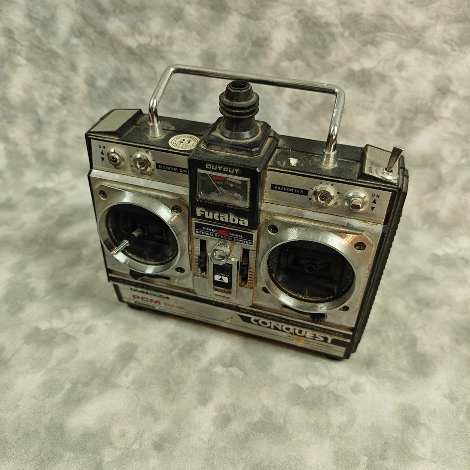 Vintage Futaba Conquest FP-T5NLP 5-Ch 72MHz PCM Transmitter NiMH Pack Radio - Image 2 of 4