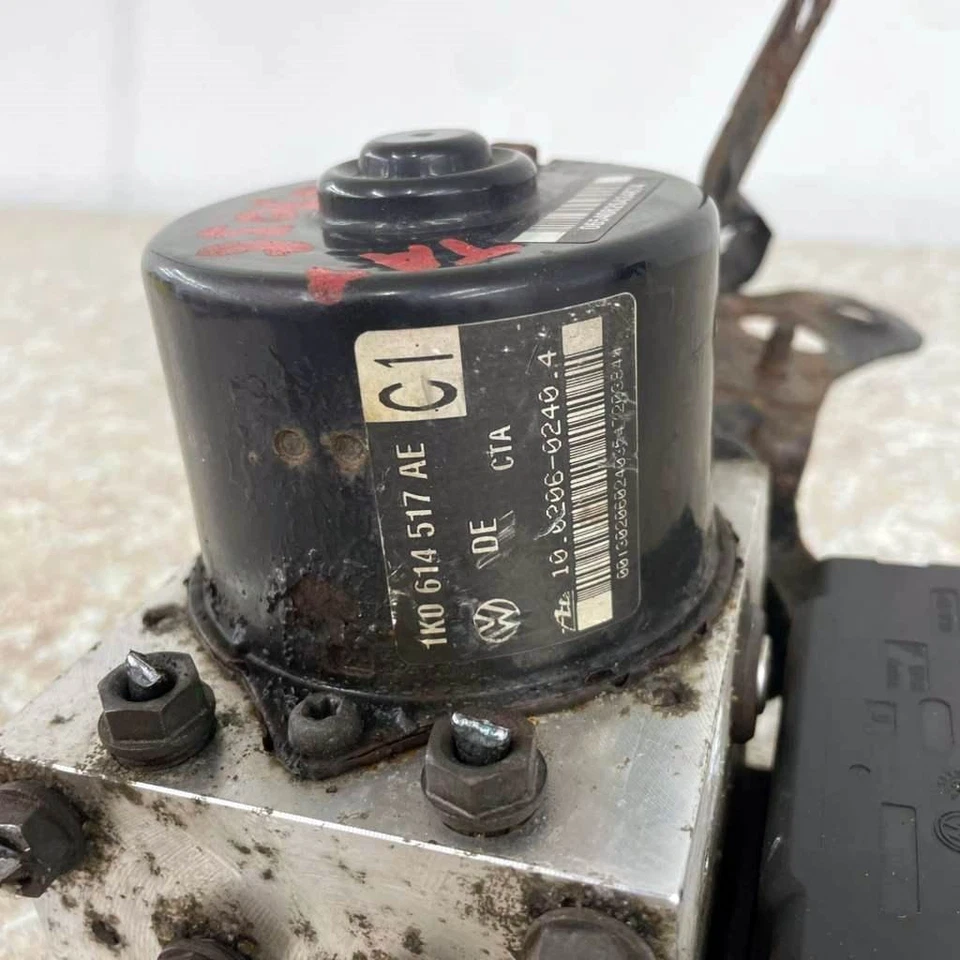 Conjunto de módulo de bomba de freno ABS antibloqueo Volkswagen VW Jetta 2008-2010 fabricante de equipos originales Foto 2 de 4