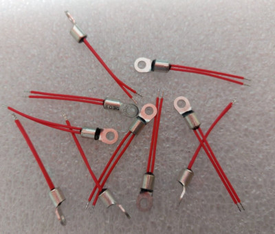 10pcs/lot  NTCALUG01A103G,NTC Termistor R25=10Kohm/2% L=38mm, Vishay
