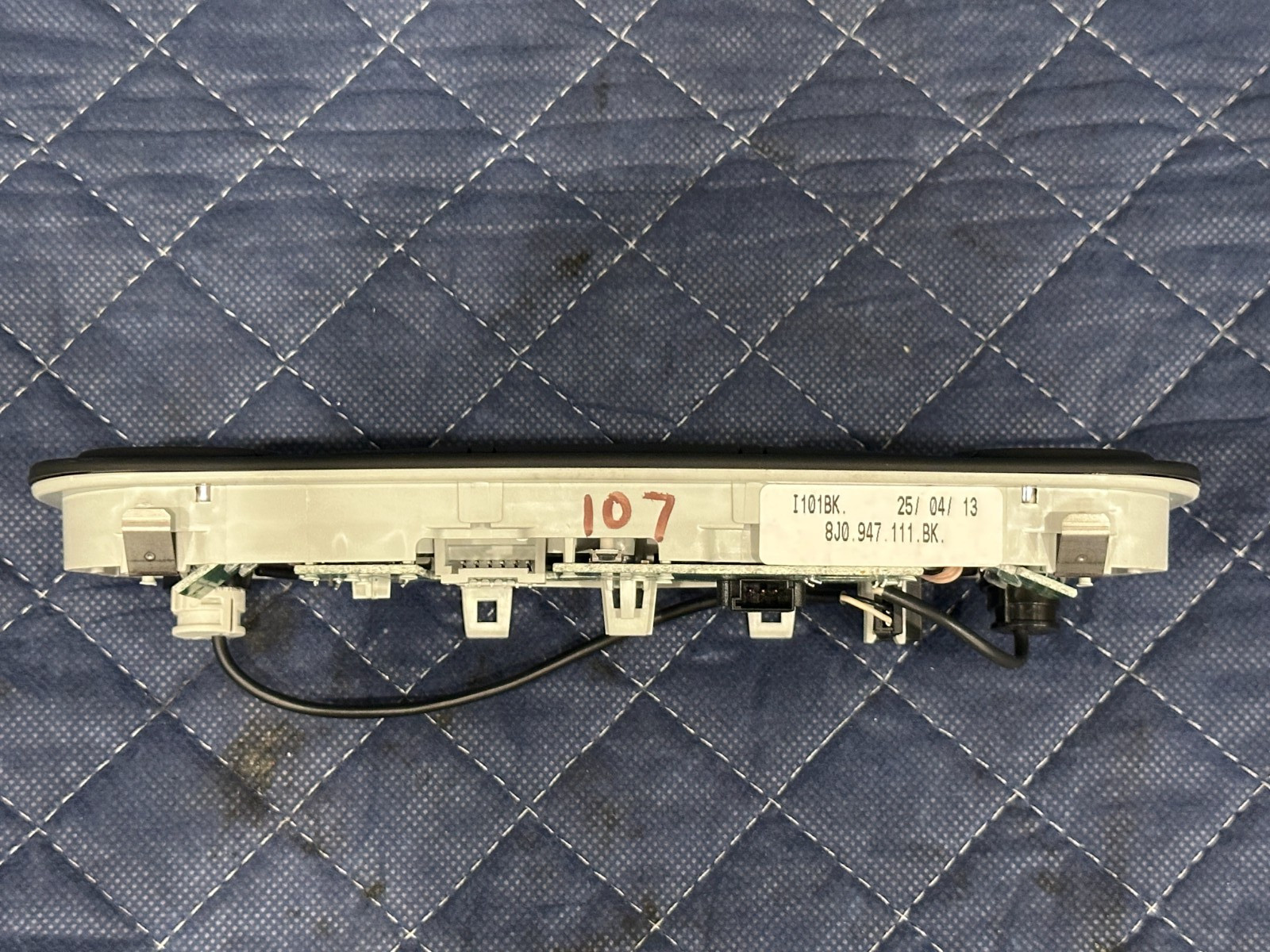 2014 AUDI R8 OVERHEAD CONSOLE DOME LAMP ASSEMBLY OEM 8J0 947 111