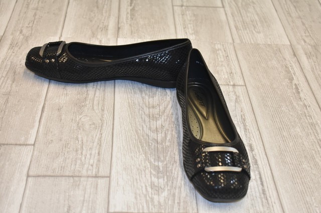 trotters sizzle signature flat