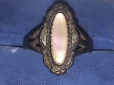 Antique Wheeler Mfg .925 Sterling Silver MOP Oval Ring Size 8 Southwestern