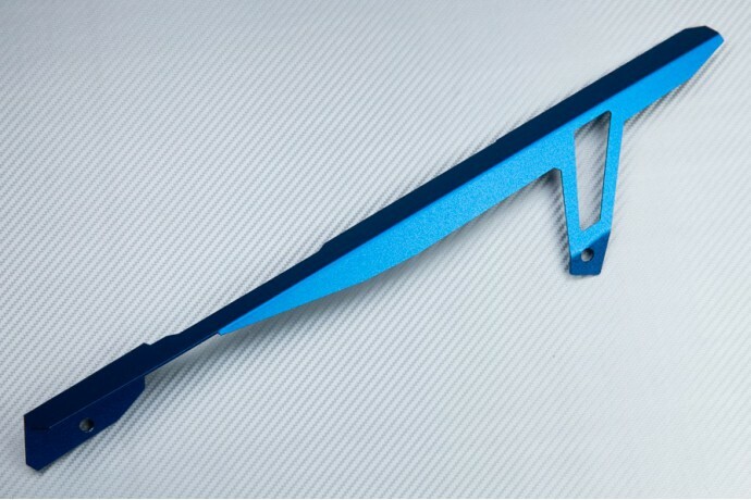 Kettenabdeckung bleu anodisé pour moto BMW S 1000 R K47