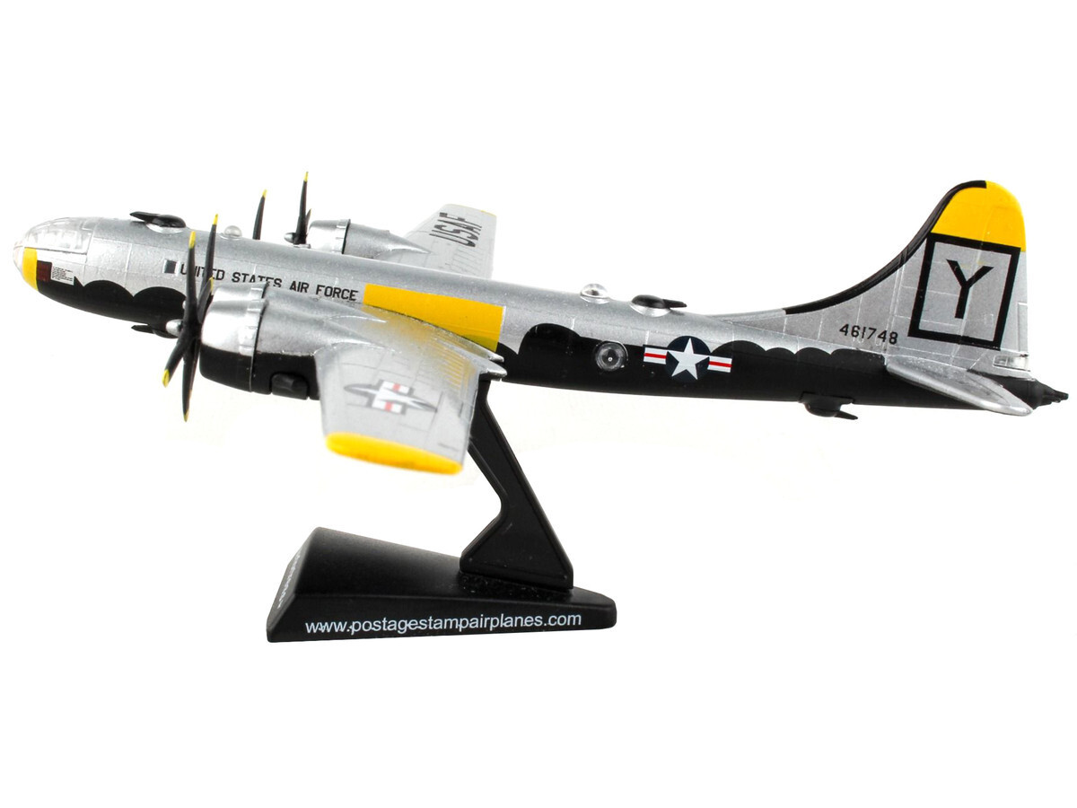 【b-17】 Wild boar's tusk / 朱殷のホワイトハーツ Peddinghaus 1/72 Ju 87 Stuka German Dive Bomber WWII Unit