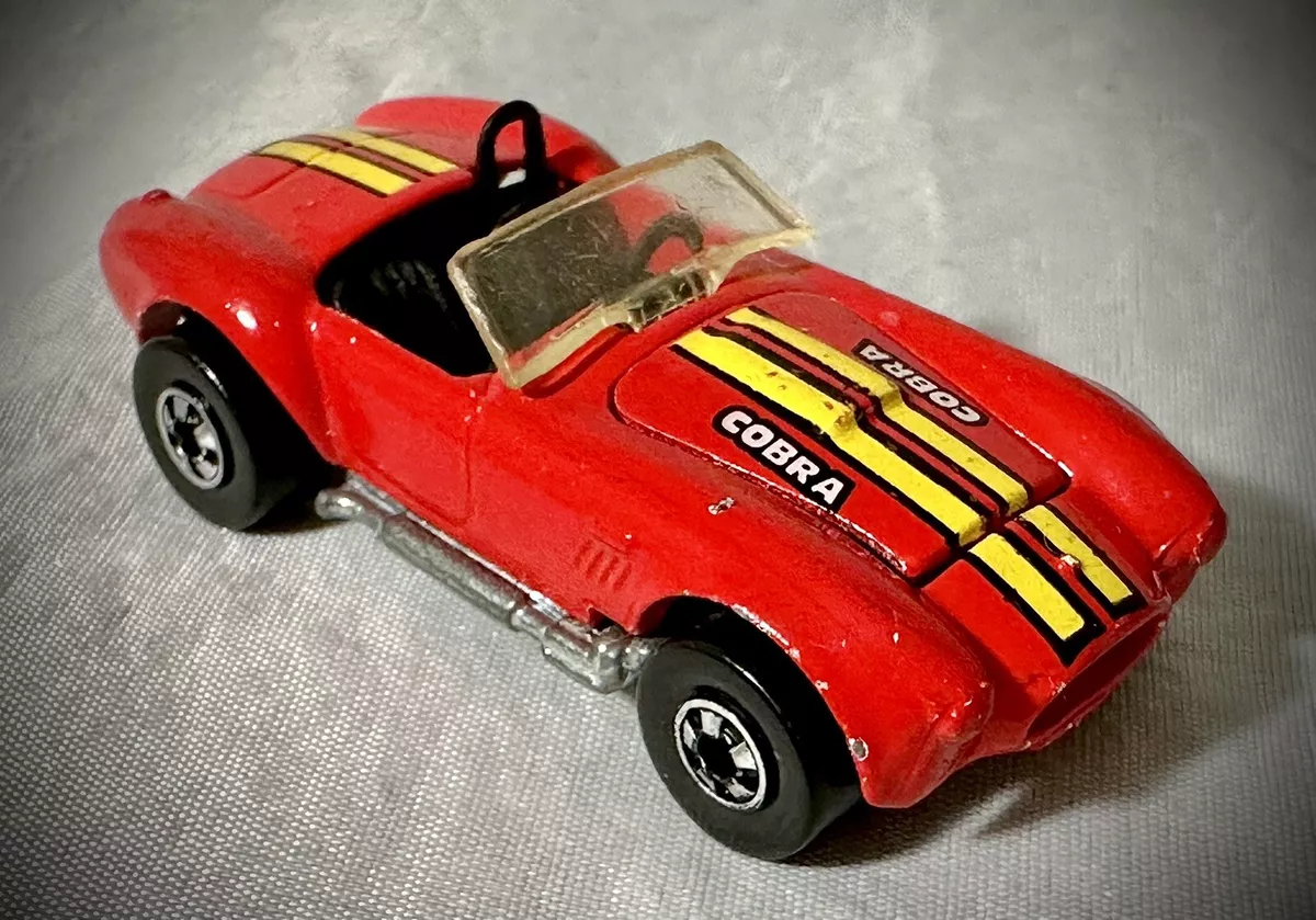 1982 HOT WHEELS Cobra Shelby Red Classic Diecast Vintage Car