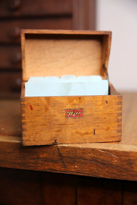Vintage Recipe Box index card wood catalog kitchen storage chest dovetail Weiss