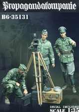 BRAVO 6 35131 WORLD WAR II GERMAN SOLDIERS PROPAGANDAKOMPANIE  3 FIGURES 