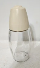 Vintage Gemco Corning Corelle Sugar Shaker Pour Container Beige Sandstone Lid