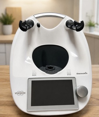 Vorwerk Thermomix TM6 NEUWERTIG nur 6x benutzt 2 Mixtöpfe + Cutter + Zubehör