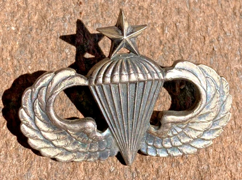 WW2 US Army Military Sterling Senior Jump Qualification Badge Pin Insignia