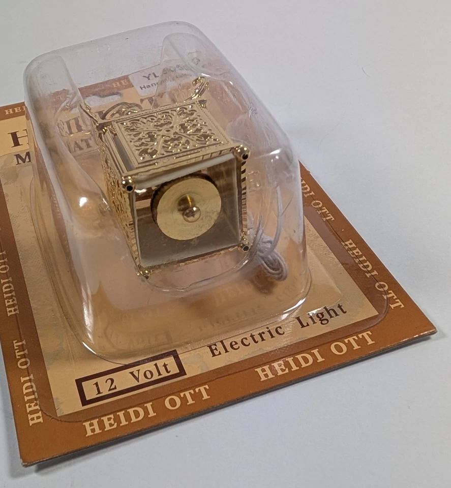 Heidi Ott #YL5050G Dollhouse Miniature Light 1:12 Scale Oriental Ceiling Lamp - Image 3 of 4