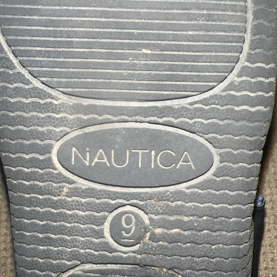 Nautica Toddler Boy's Sandals Size9 with Adjustable Strap - Image 4 of 4
