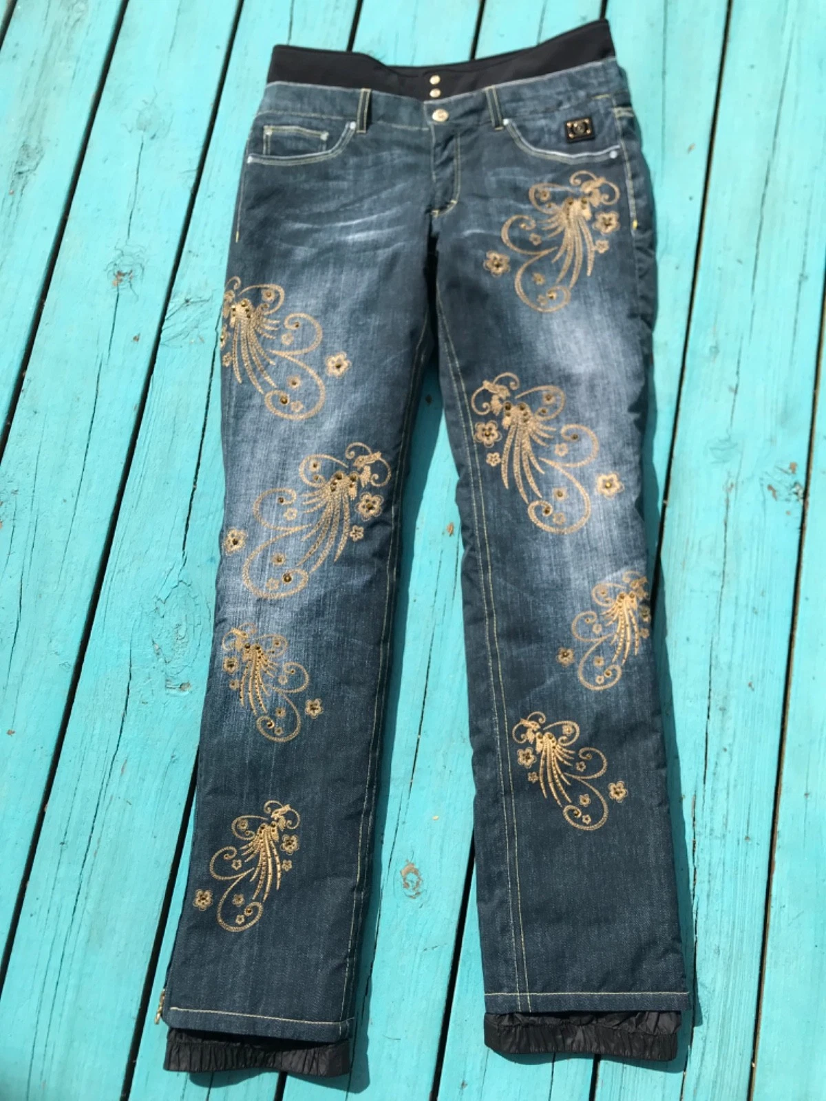 BOGNER denim jeans snowboard ski snowmobile winter pants. Women’s medium size 8
Opens in a new windo