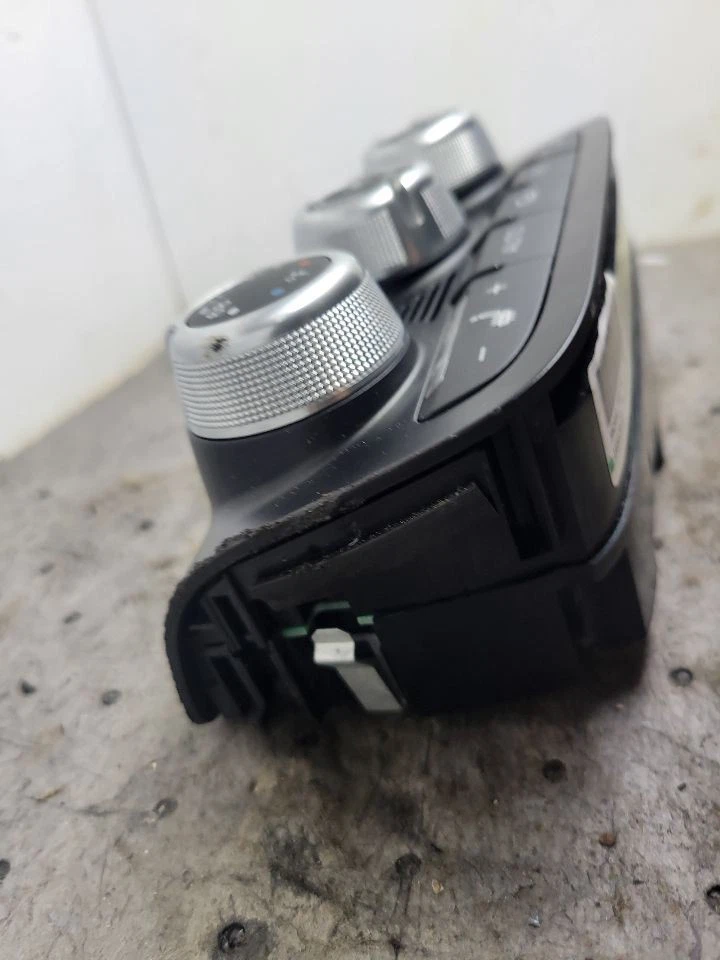 温度控制 Climatronic 9AK Opt 4A3 适合 14-15 奥迪 TT 1656790 — 第 4/4 张图片