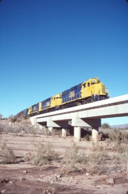 SMA 19 GP-38 PUTNAM AZ (SAN MANUEL ARIZONA) ORIGINAL SLIDE 12-12