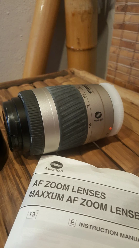 Minolta maxxum AF 70-210/4.5-5.6 II silver zoom lens 043325437816 - Image 4 of 4