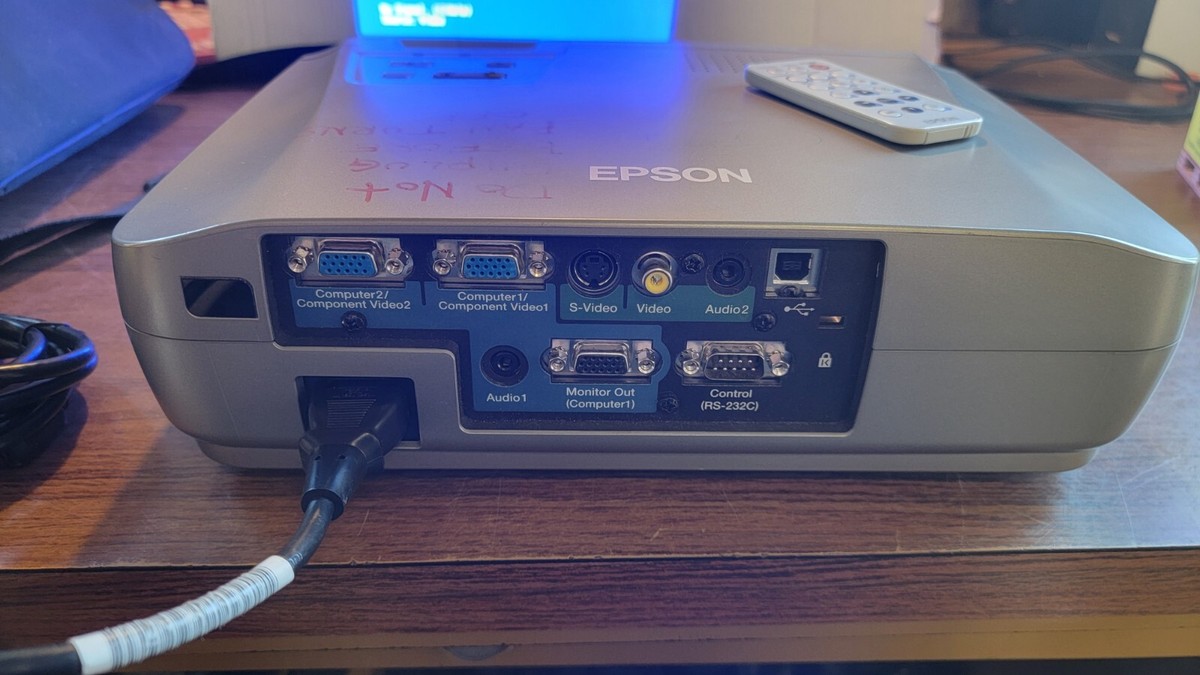 Epson PowerLite 54C LCD Projector EMP-54 | eBay