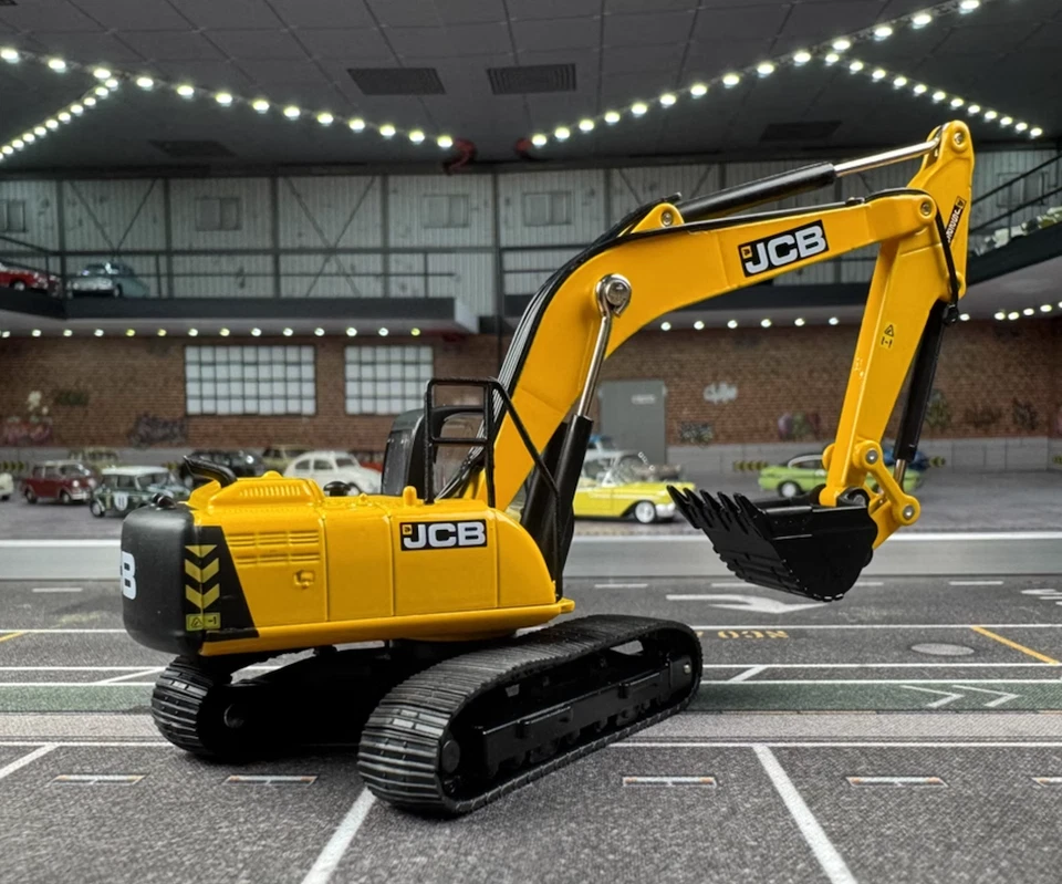 1:76 Yellow JCB Construction Excavator Digger Model Diecast Metal - Image 3 of 4