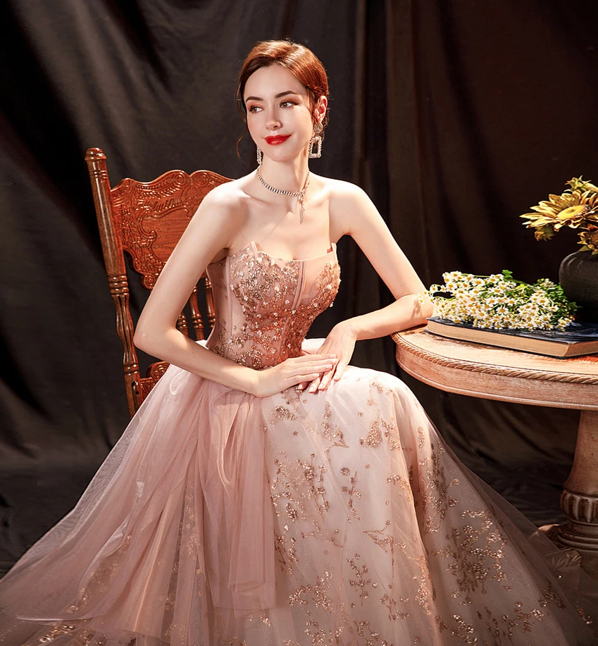 Gorgeous shop elegant dresses