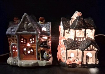 2 VINTAGE CERAMIC HALLOWEEN HOUSE LIGHT UP DECORATION SPOOKY  Punkin' Patch Kids