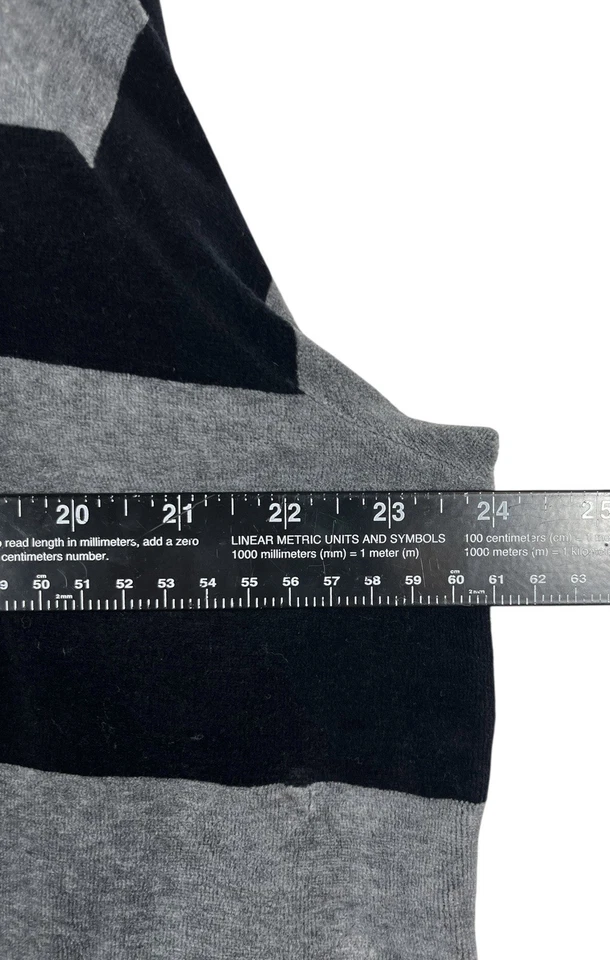 Jones New York Sport Sz 1X 1/4 Zip Black Gray Stripe Long Sleeve Top Velour - Image 4 of 4