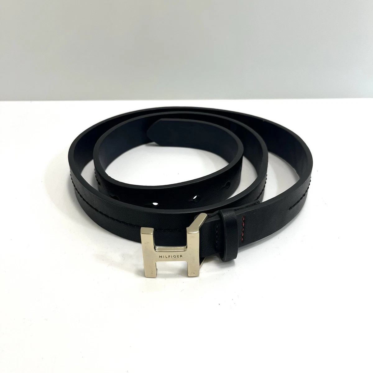 Tommy Hilfiger Womens Black Synthetic Leather Silver Logo Buckle Dress Belt XL‎ Belt Tommy Hilfiger Round Bucle Black Women 95 cm , 95 cm at  main image 2