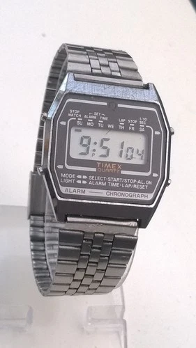 Timex Mens Vintage Alarm Chrono LCD Digital Watch