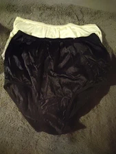 Vintage Sz 5 VanityFair "Perfectly Yours"  Brief Panties 100% Nylon 2 Pair