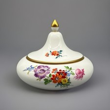 MEISSEN POINTED JAR / LIDDED JAR WITH GORGEOUS FLOWER PAINTING & GOLD | A.1.5