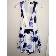 Lulus Blue White Floral Watercolor V-Neck Pleated Mini Dress Size S