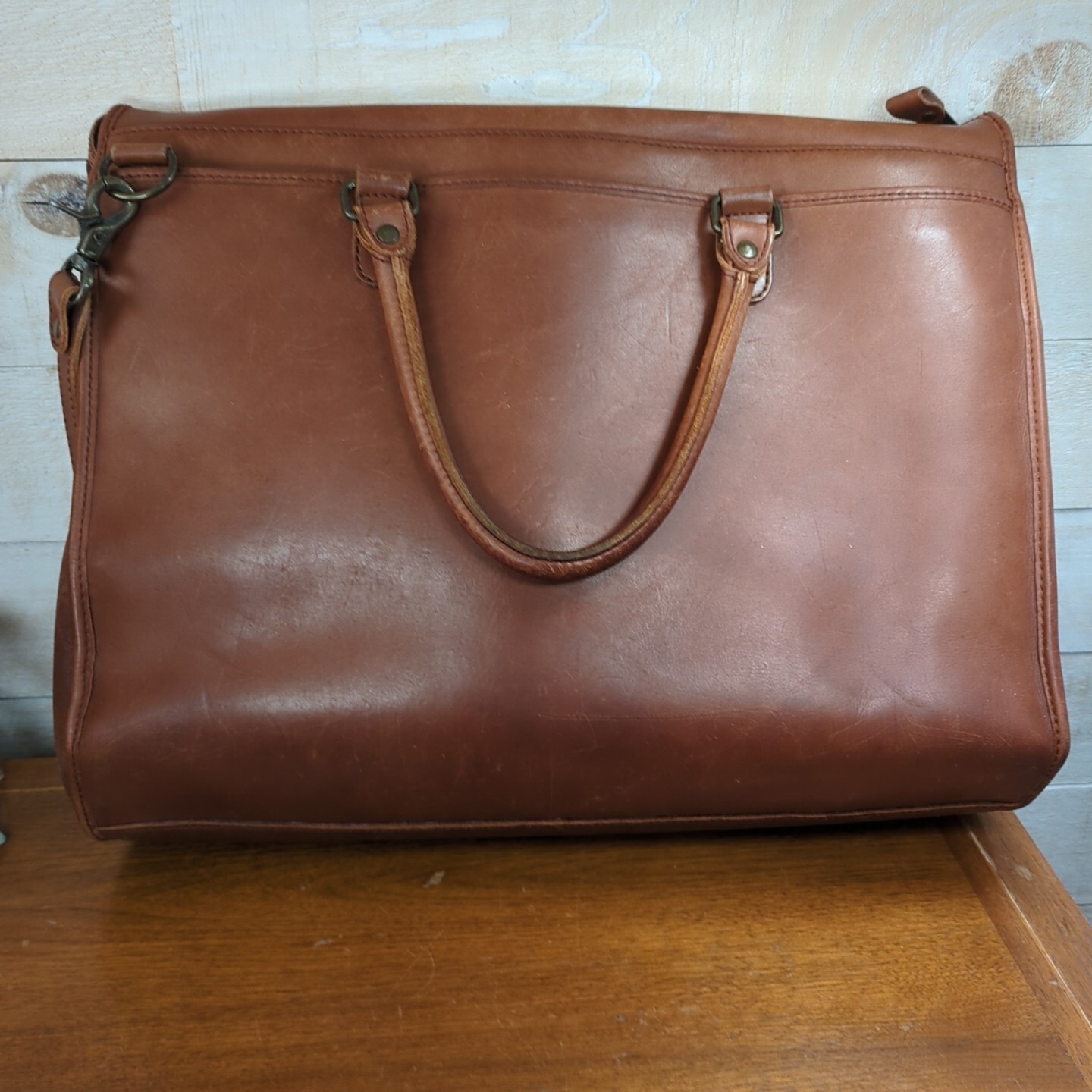 Vintage 90s Eddie Bauer Leather Messenger Laptop Crossbody Bag