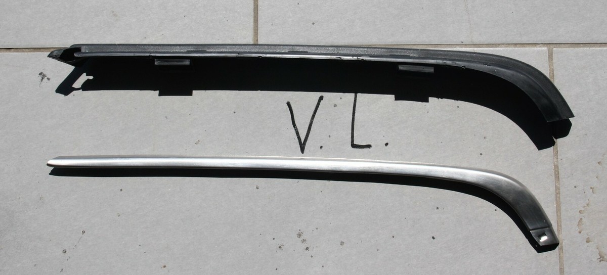 Audi 200 Typ 43 C2 - Stoßstangen Leiste VL - K. 437 807 566 + ES 