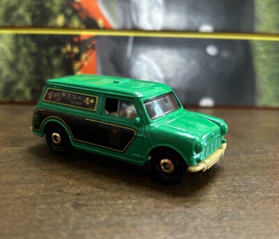 2023 Matchbox MBX Wagons II 1965 Austin Mini Van Green Loose