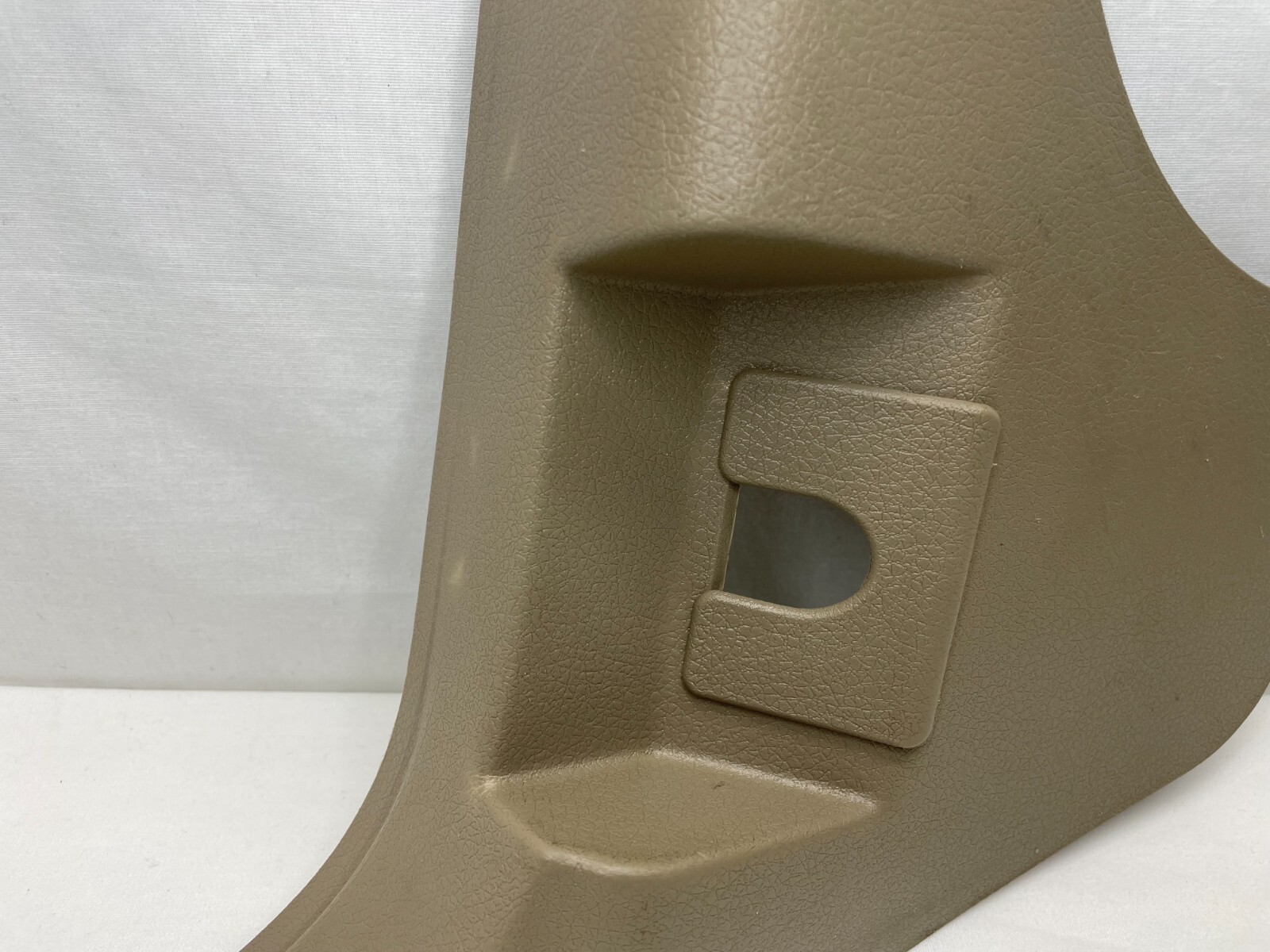 2004 2008 FORD F150 DRIVERS SIDE LOWER KICK SCUFF PANEL TRIM BEZEL TAN OEM eBay