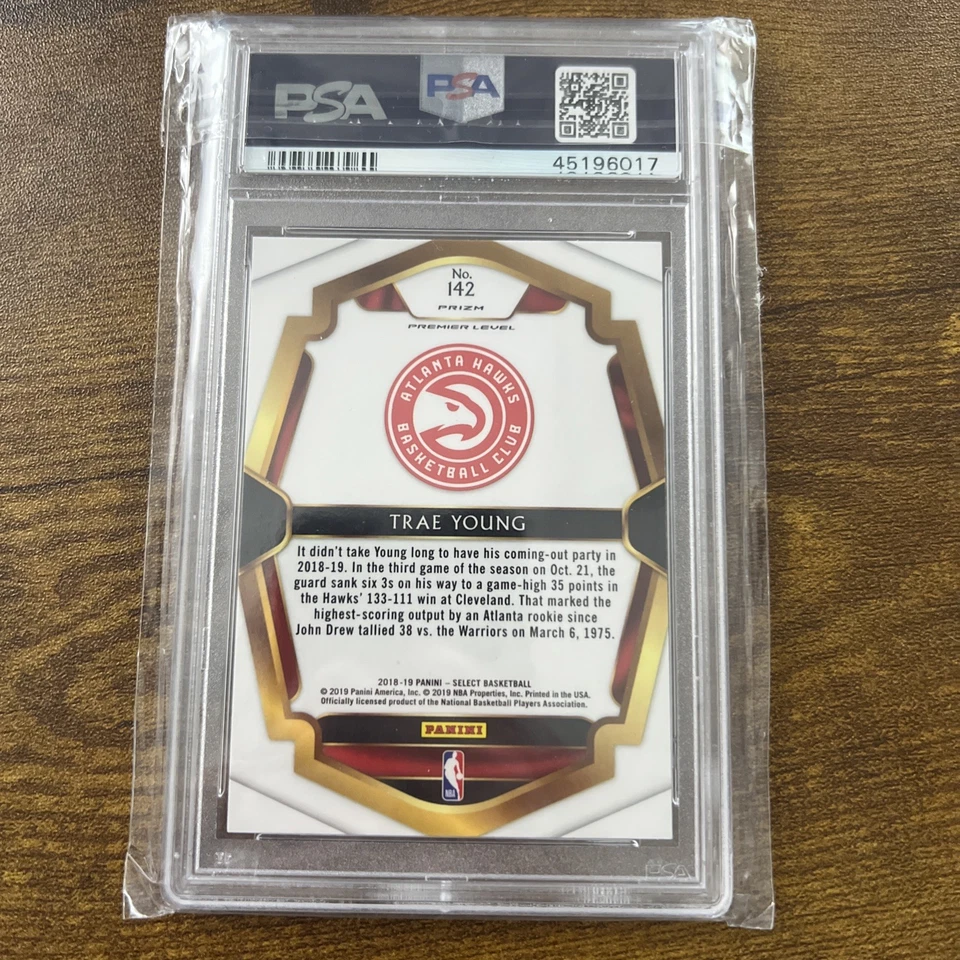Panini Select #142 Trae Young Silver Prizms RC 2018 Premier Rookie PSA 10 Foto 2 de 2