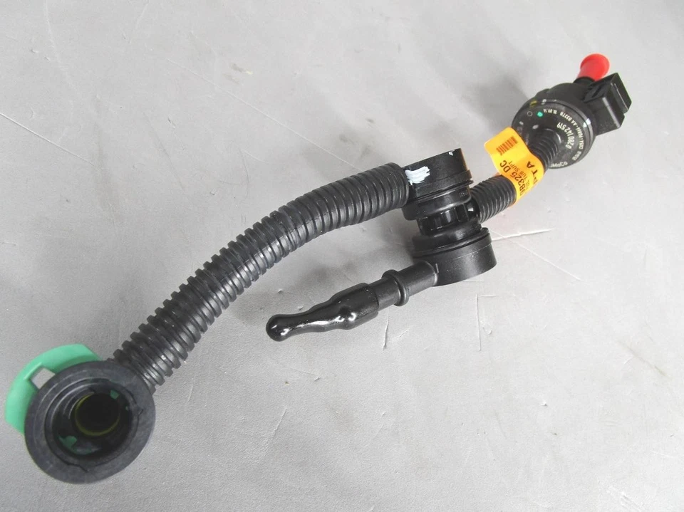 Conjunto de solenoide de válvula de purga de bote de vapor genuino Ford Lincoln FL34 9B325 DC Foto 4 de 4