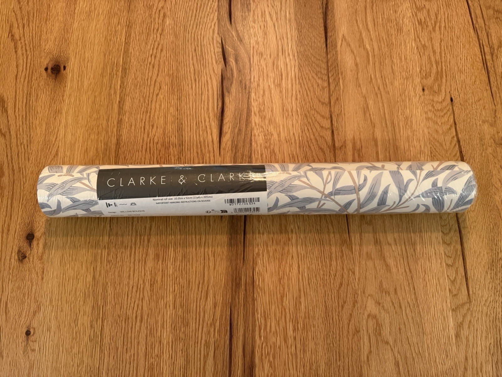 1 Roll Clarke & Clarke Wallpaper Willow Boughs W0172/04 Mineral - Brand New