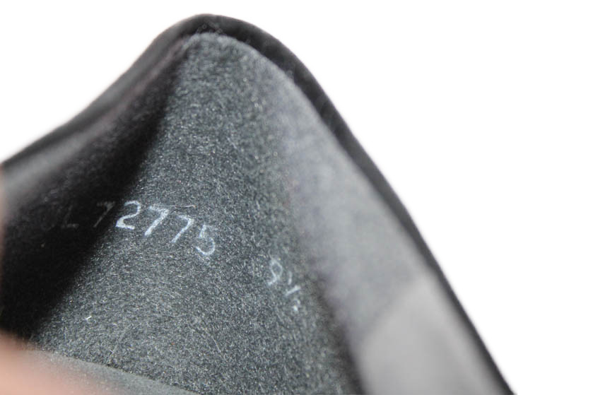 Stuart Weitzman Womens Suede Slip-on Kitten Heels Black Size 9 1/2