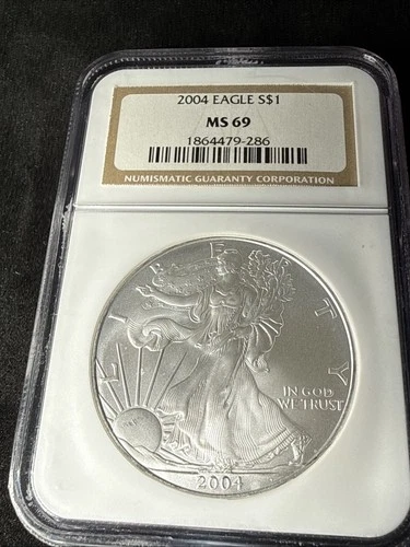 2004 American Silver Eagle $1 NGC MS69 1 oz .999 Silver Cert 1569524-095