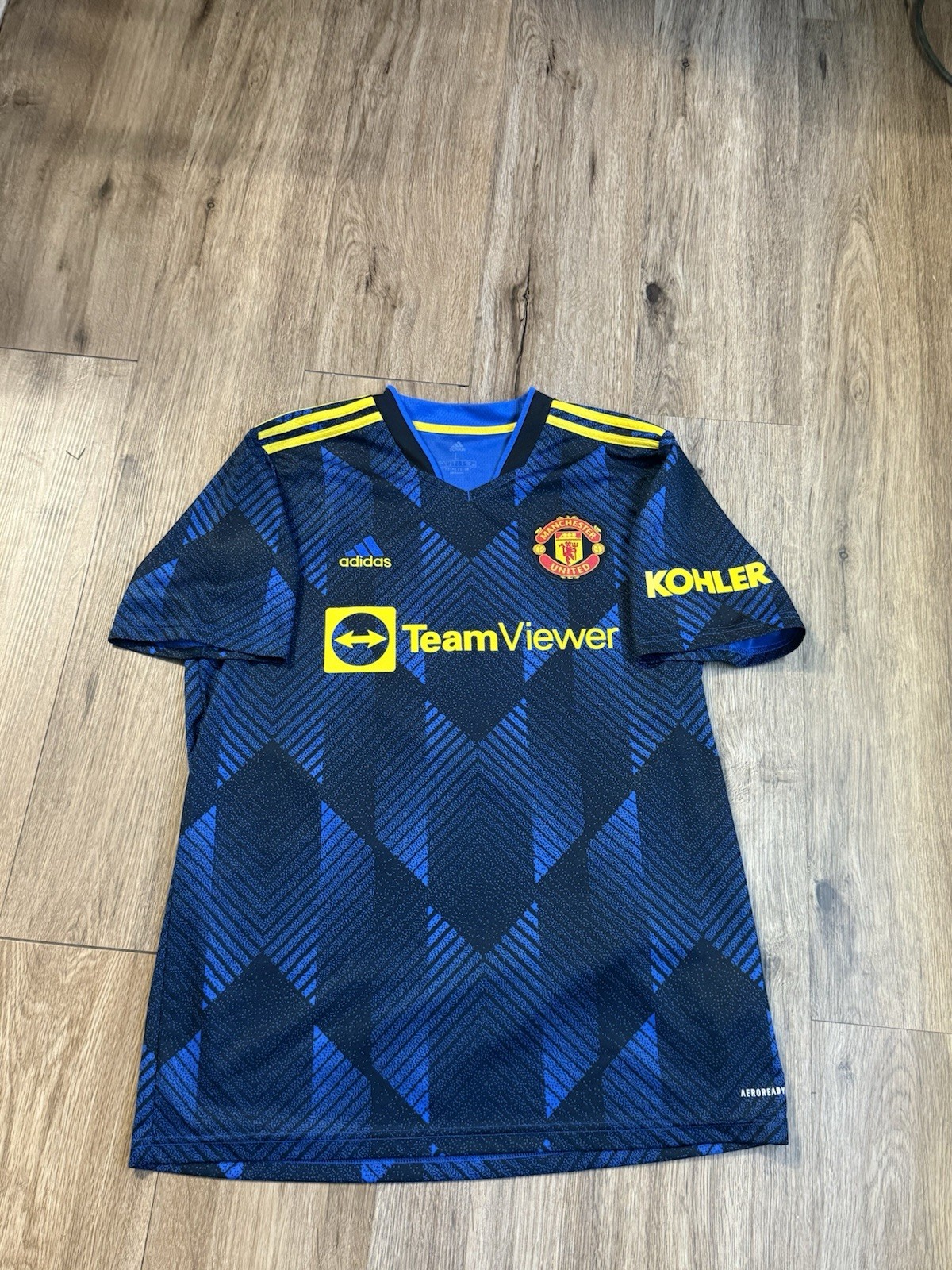 authentic adidas manchester united 2021/2022 third jersey cristiano ronaldo SZ L thumbnail 6