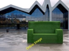 Photo 6x4 Outdoor seat, Glasgow Partick Oversized outdoor sofa located ou c2013