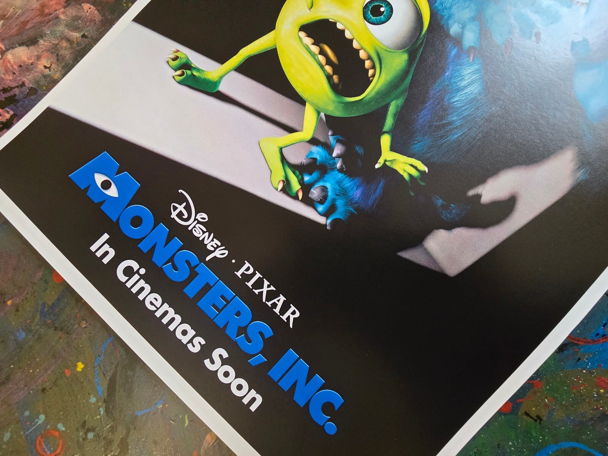 2001 Disney Pixar Monsters Inc Movie Poster 11x17 James P Sullivan