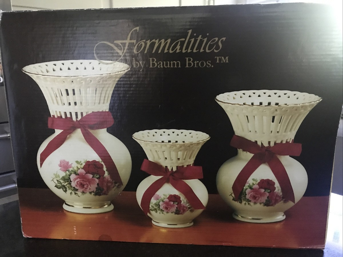 Victorian Rose Set of 3 Porcelain Lattice Vases Formalities by