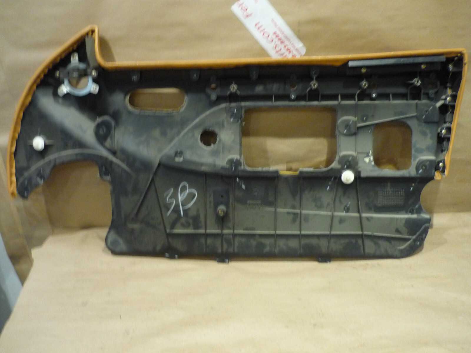 Maserati 4200 - LH Door Panel. Cuoio - P/N 66367200