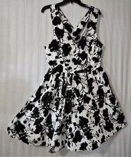 Elle dress sundress sz 14 color black & white